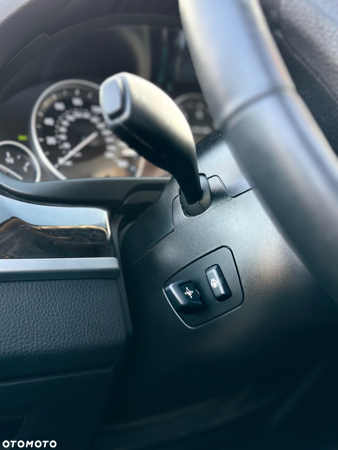 BMW Seria 5 528i xDrive - 8