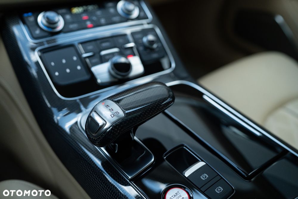 Audi S8 4.0 TFSI Quattro - 29
