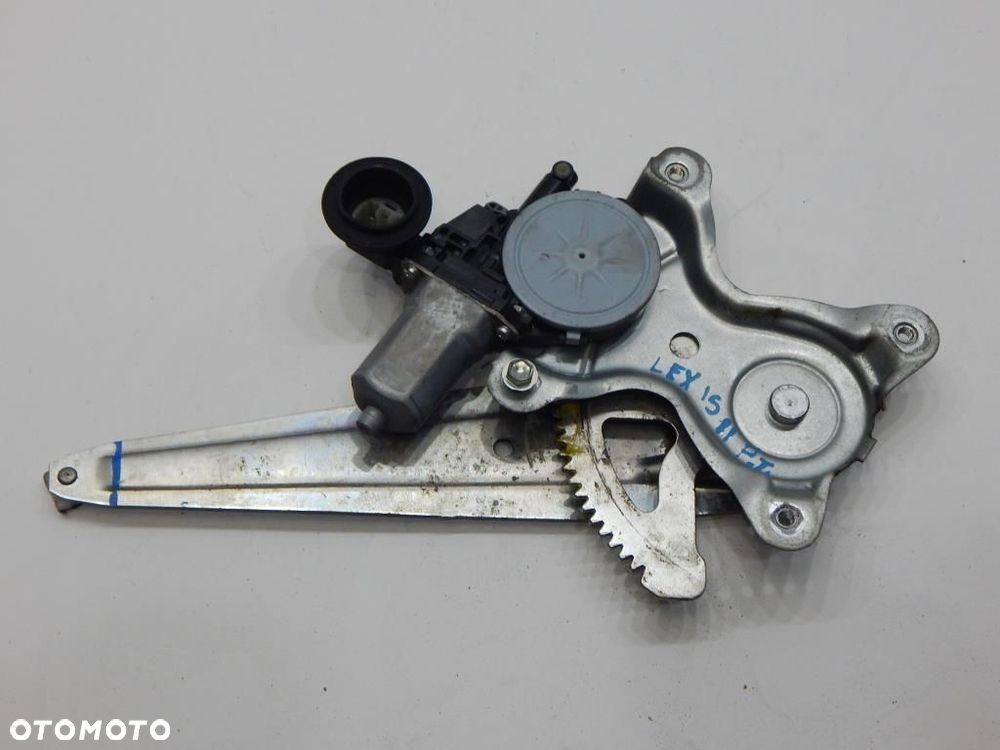 MECHANIZM PODNOŚNIK SZYBY PRAWY TYŁ LEXUS IS 220 - 1