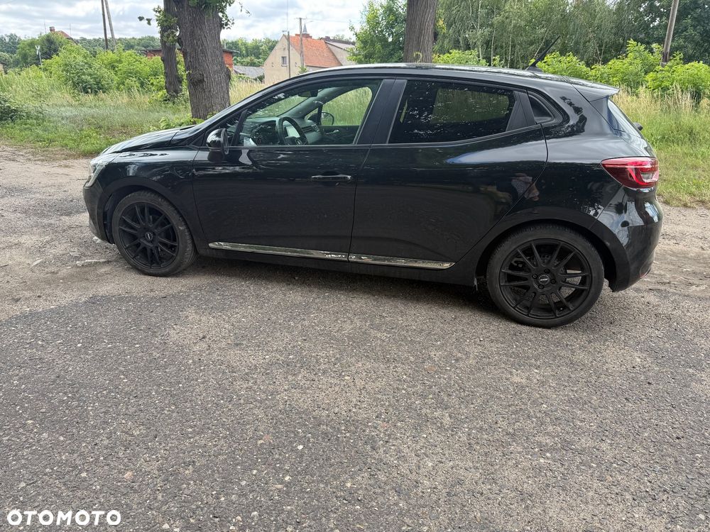 Renault Clio - 5