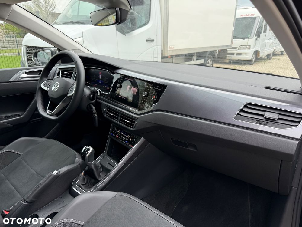 Volkswagen Polo - 12