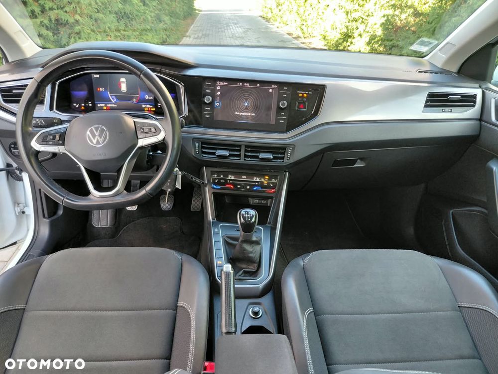 Volkswagen Polo - 18