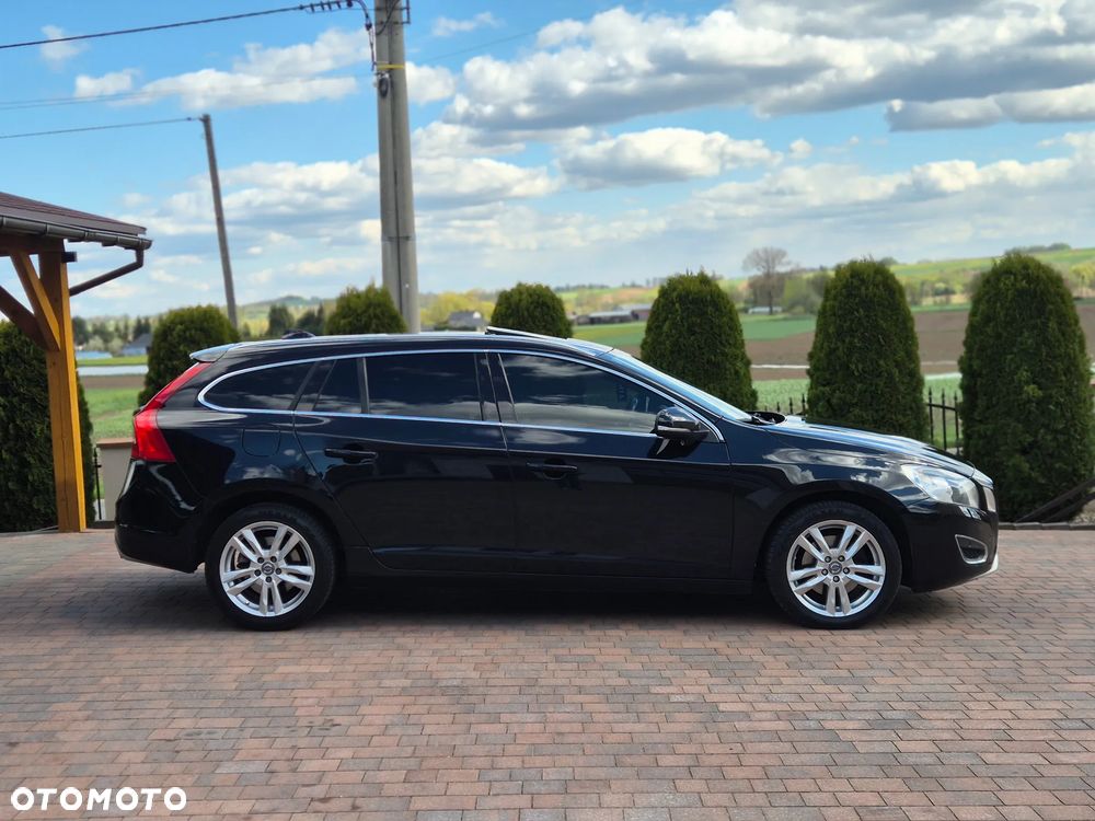 Volvo V60 D3 Summum - 5