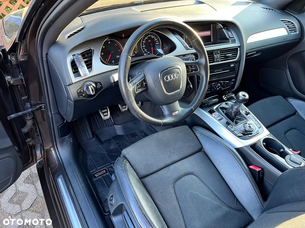 Audi A4 Avant 2.0 TDI DPF S line Sportpaket - 14