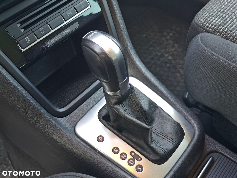 Volkswagen Sharan 2.0 TDI Comfortline DSG - 22