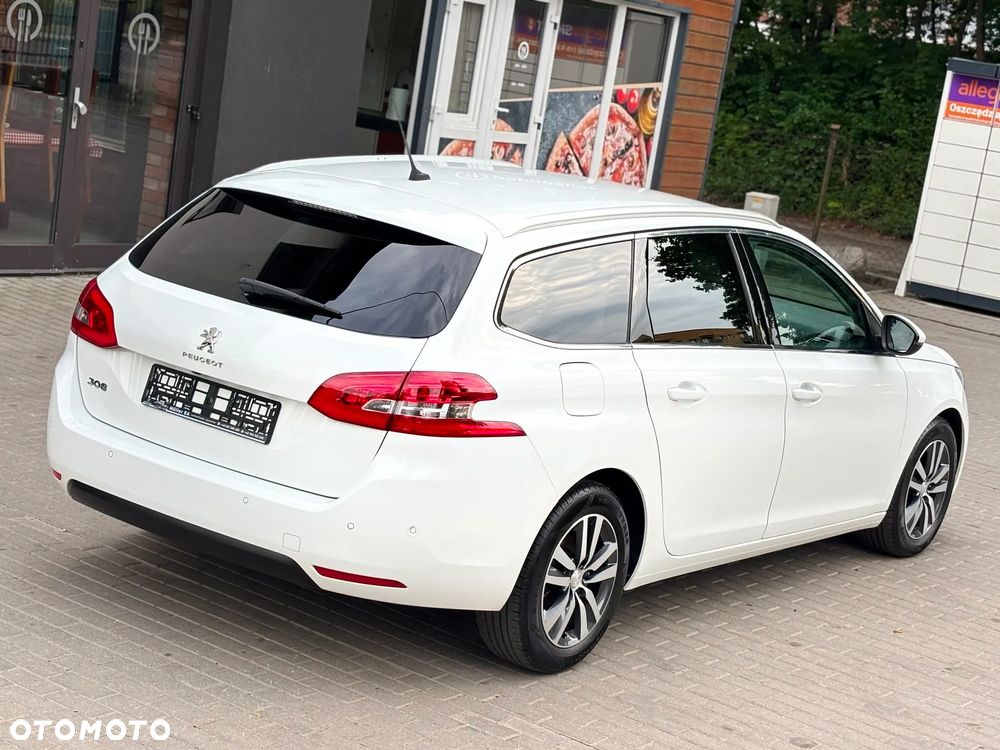 Peugeot 308 1.2 PureTech GPF Allure Pack S&S - 18