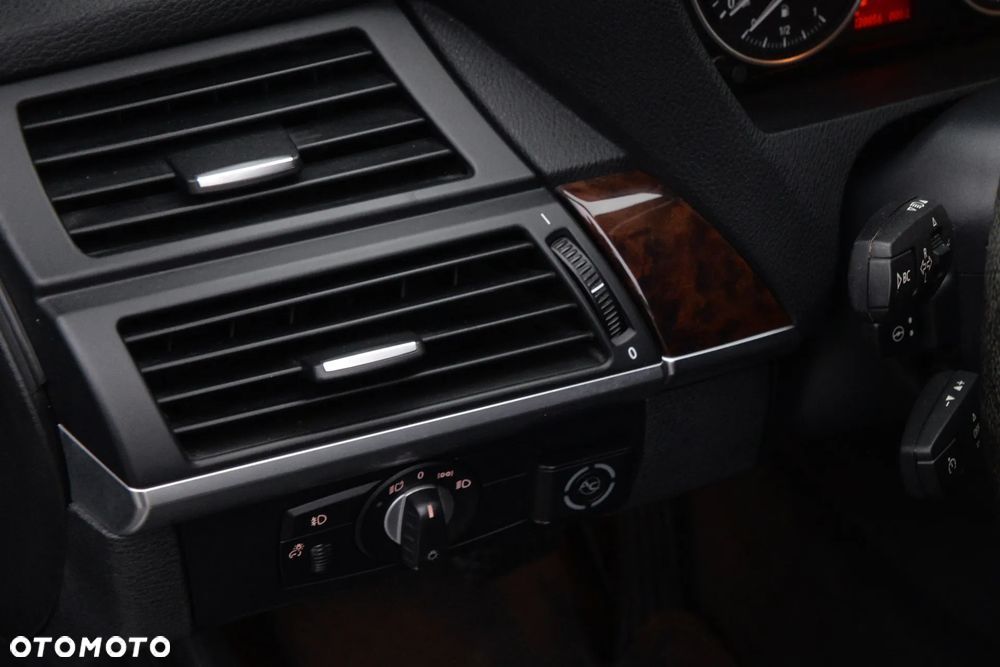 BMW X5 - 32