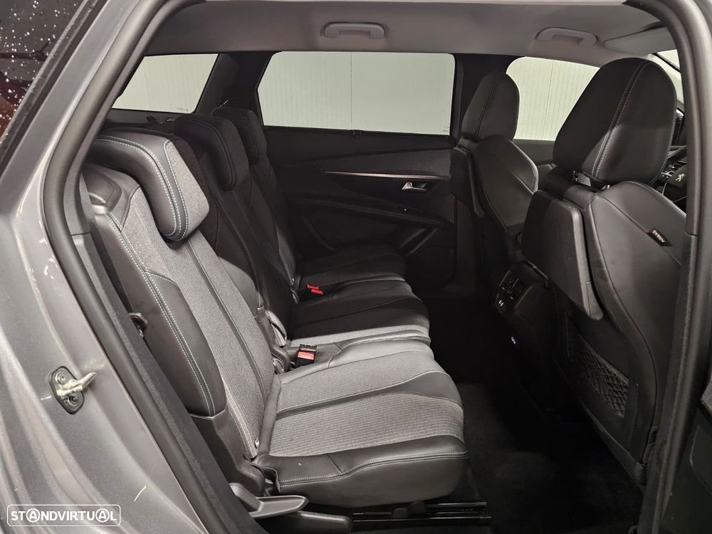 Peugeot 5008 1.2 PureTech Allure EAT8 - 10