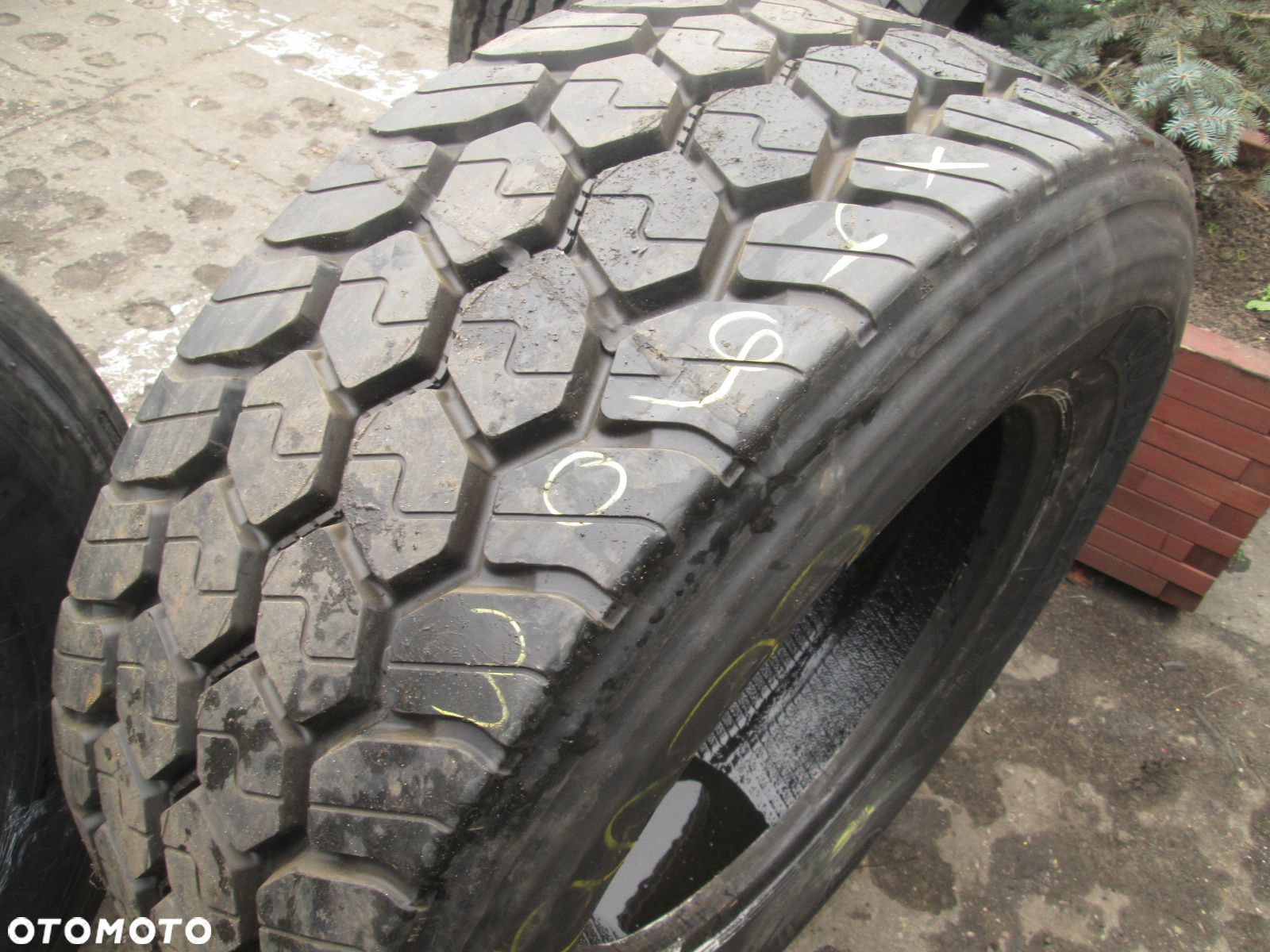385/55R22,5 Bieżnikowana BRIDGESTONE M-TRAILER 001. Opony ciężarowe - 3