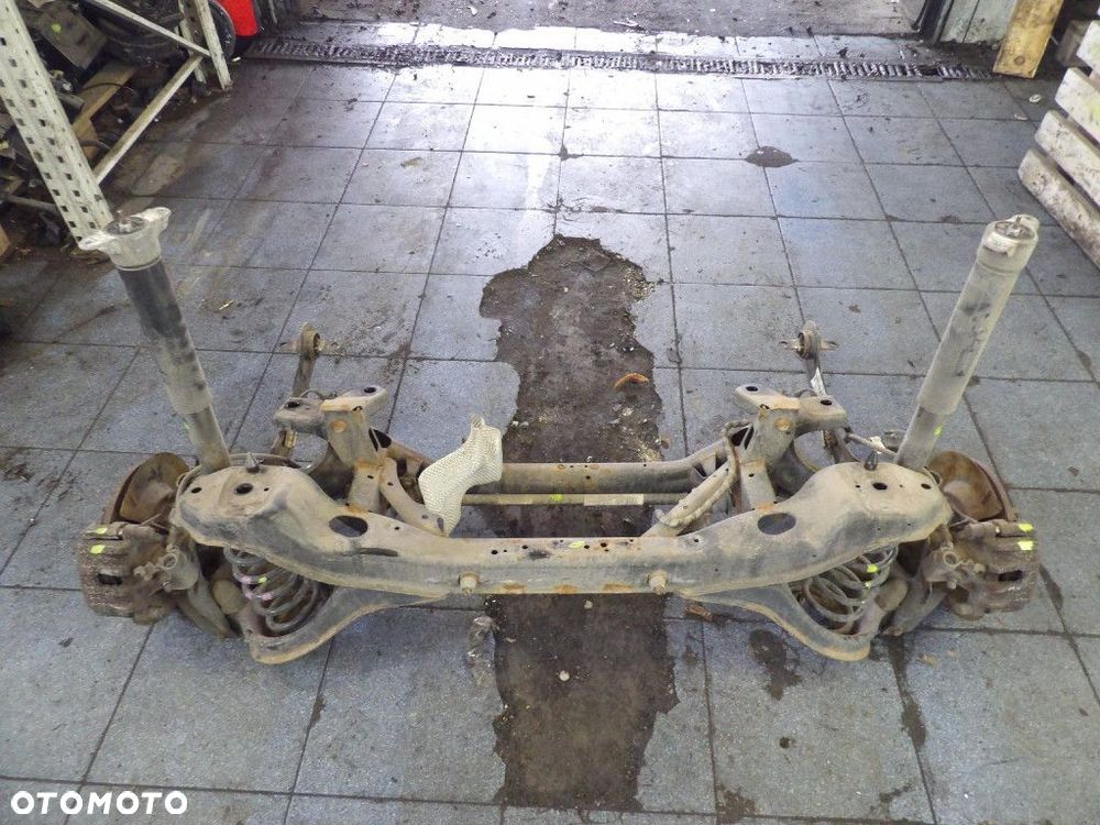 FORD C-MAX II LIFT 1.5 ECOBOOST OŚ TYLNA BELKA