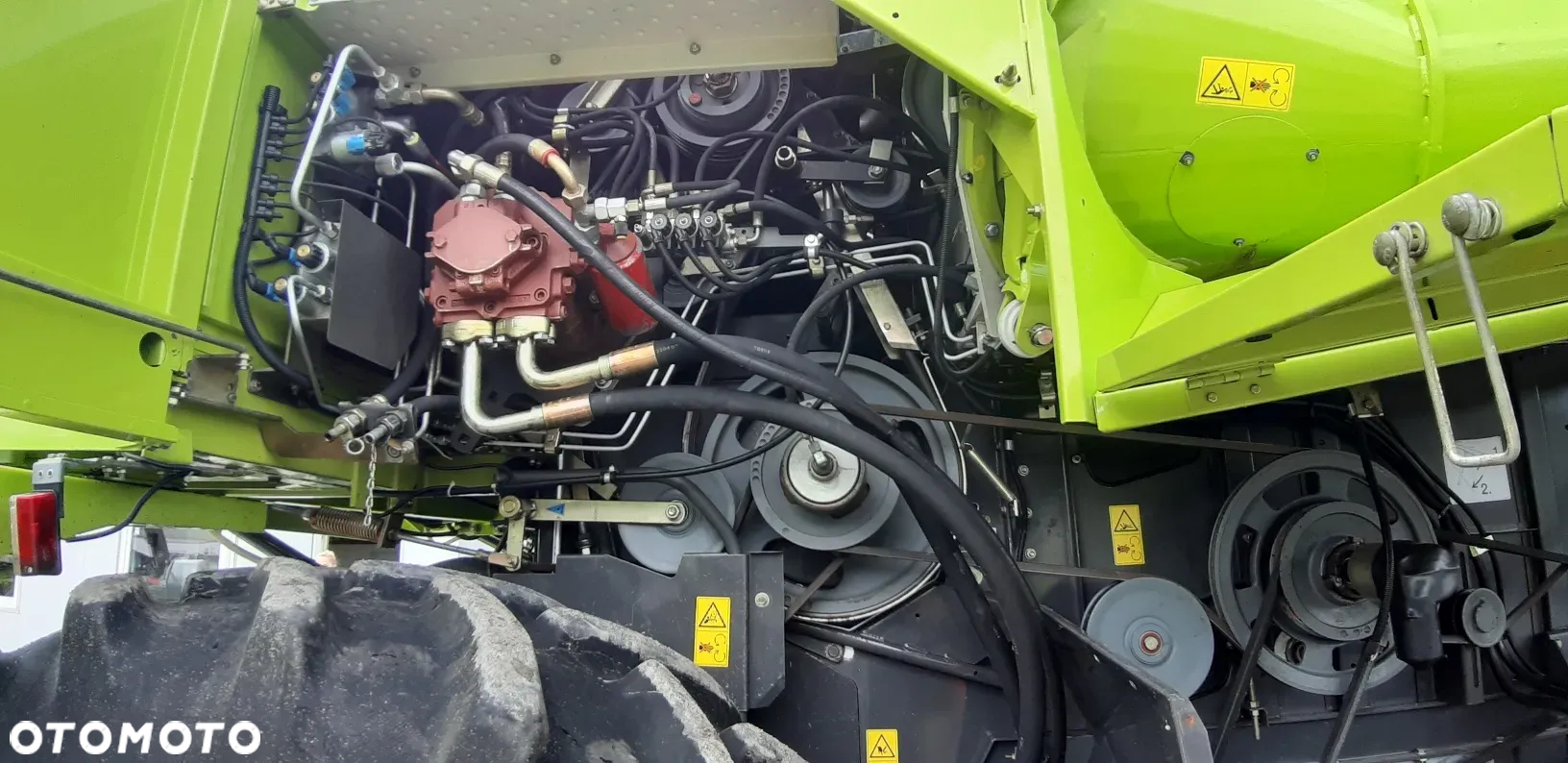 Claas Medion 330 - 22