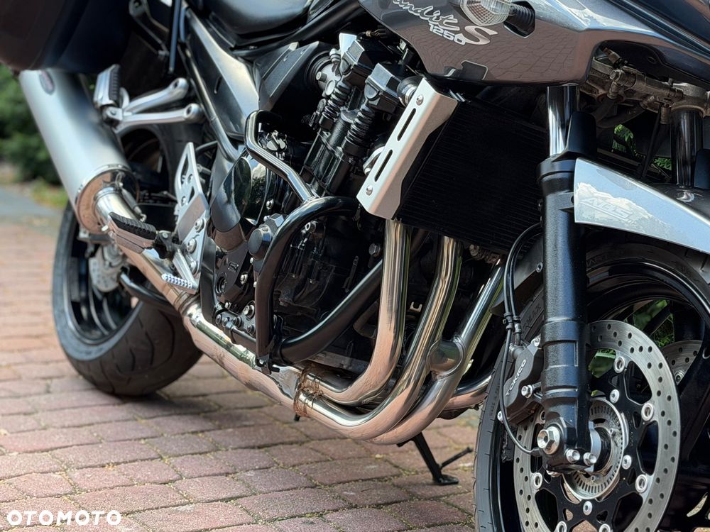 Suzuki Bandit - 10