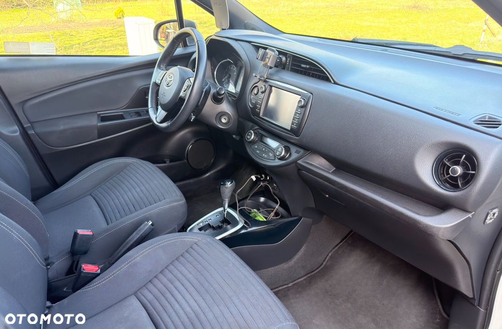 Toyota Yaris 1.5 Selection CVT - 6