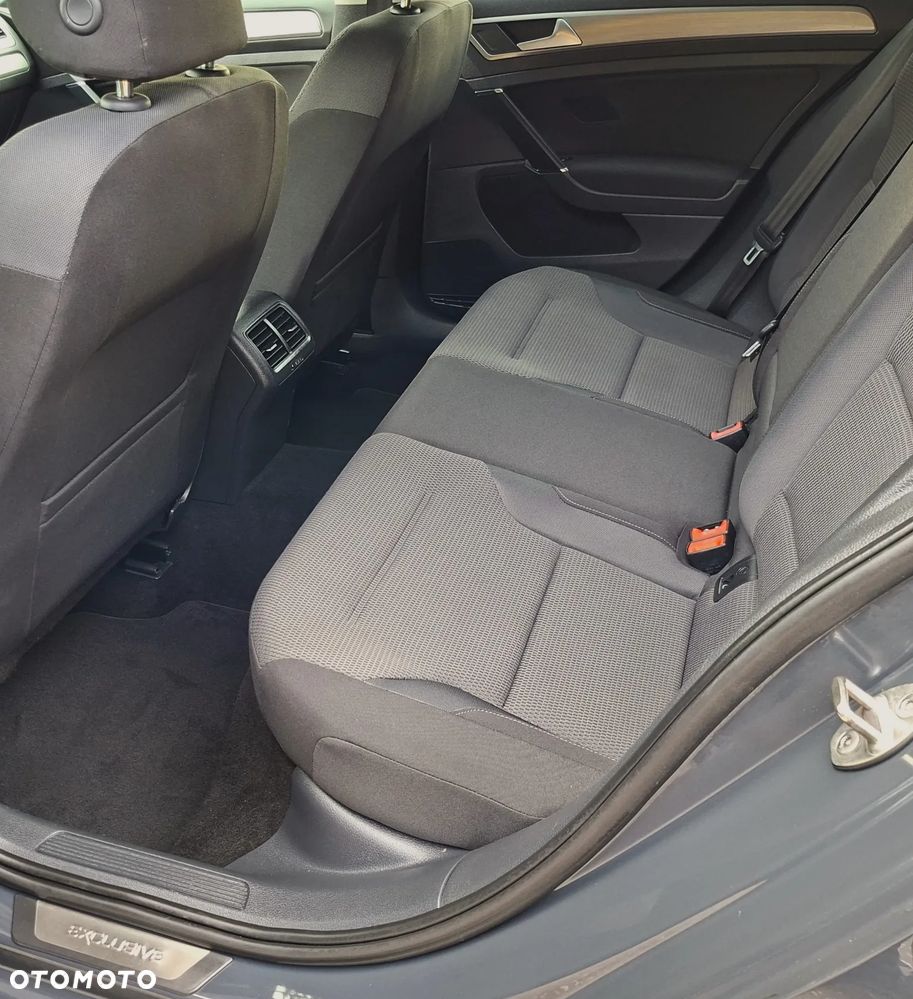 Volkswagen Golf 2.0 BlueTDI Comfortline - 19