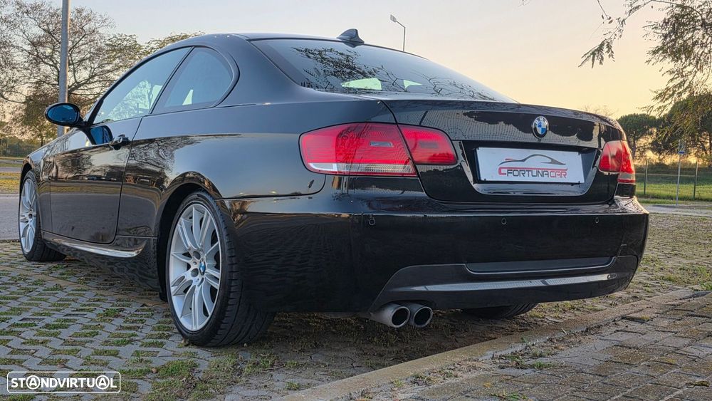 BMW 330 d DPF M Sport Edition - 16