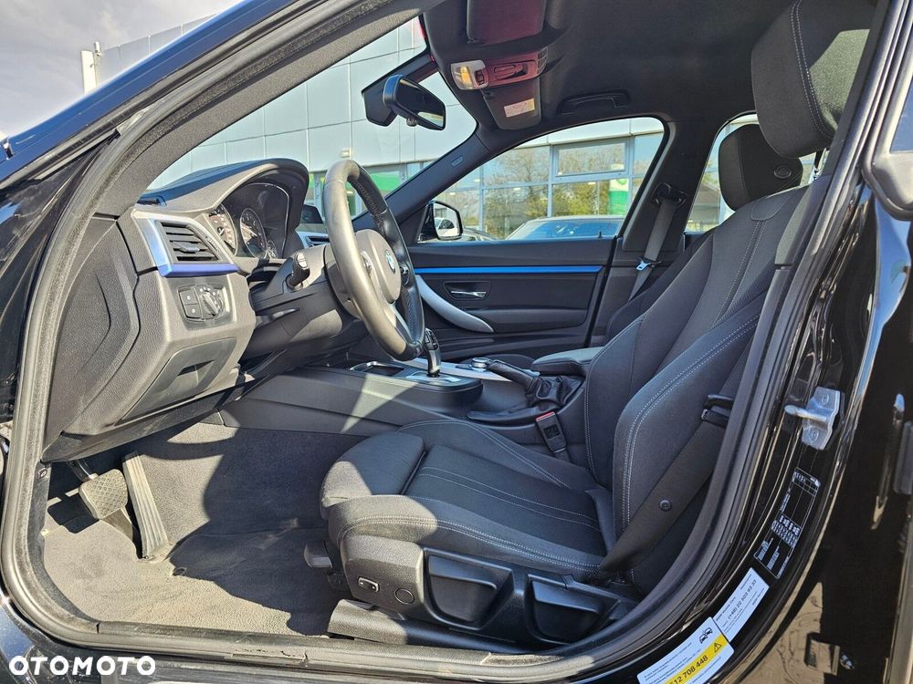 BMW Seria 3 318d M Sport - 12