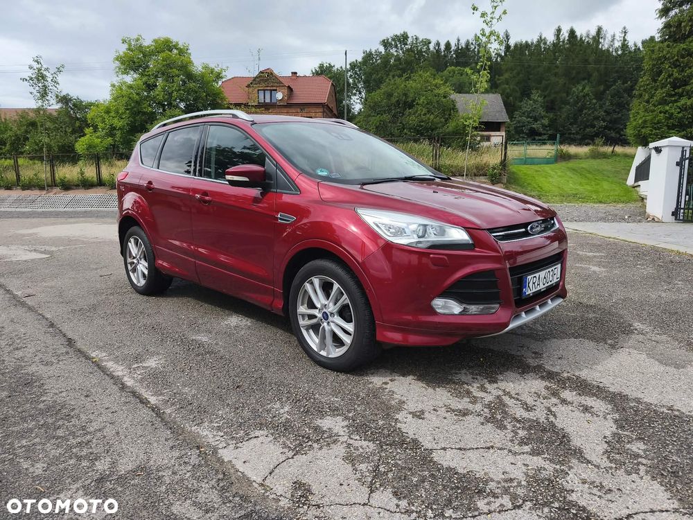 Ford Kuga 1.5 EcoBoost 2x4 Titanium - 2
