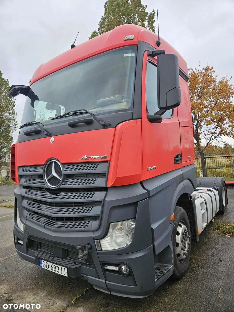 Mercedes-Benz Actros - 5