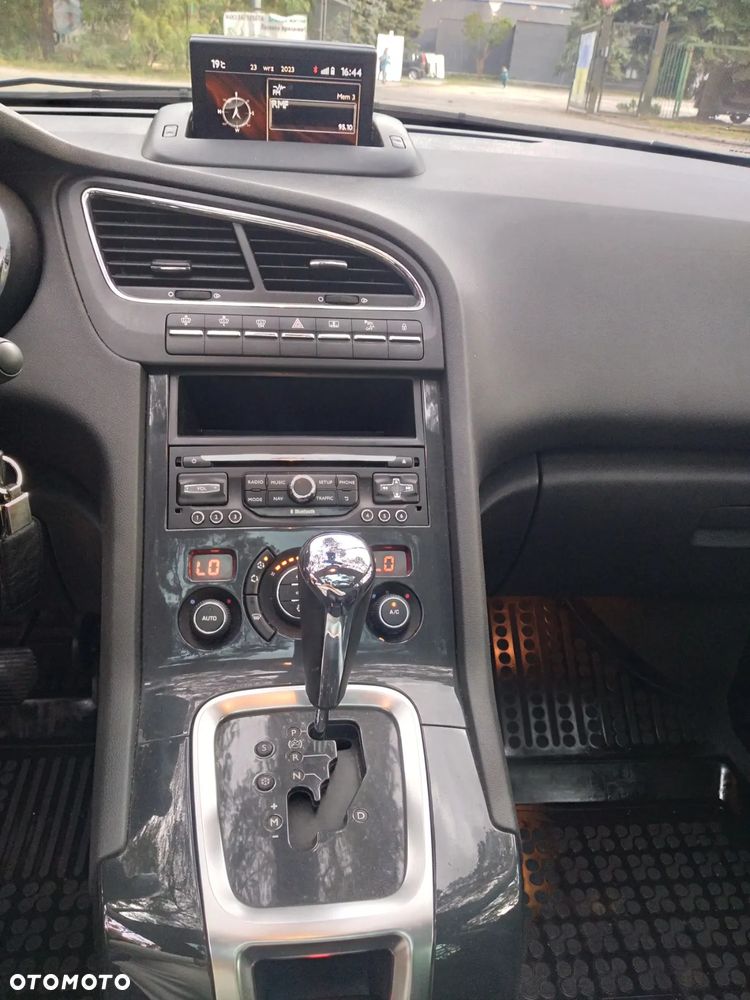 Peugeot 5008 1.6 BlueHDi Style 7os - 9