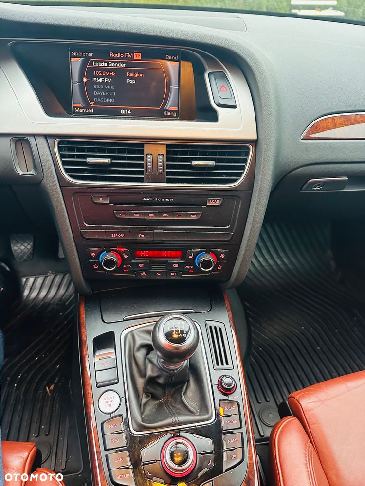 Audi A4 Limousine - 13