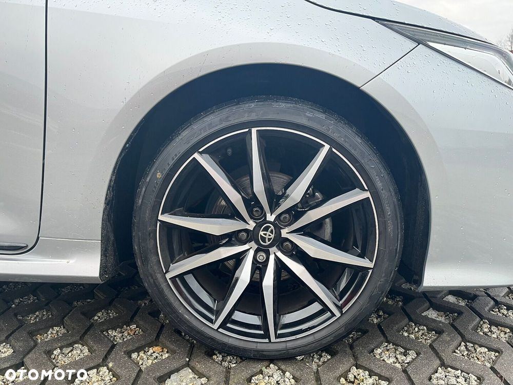 Toyota Corolla 1.8 Hybrid GR Sport Dynamic - 21