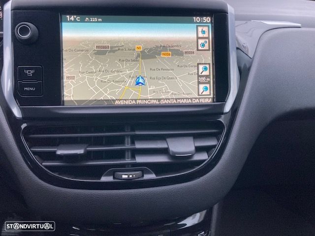 Peugeot 208 1.6 e-HDi Allure - 3