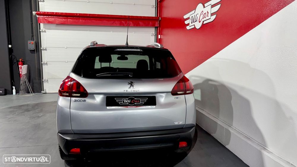 Peugeot 2008 1.2 PureTech Style - 9