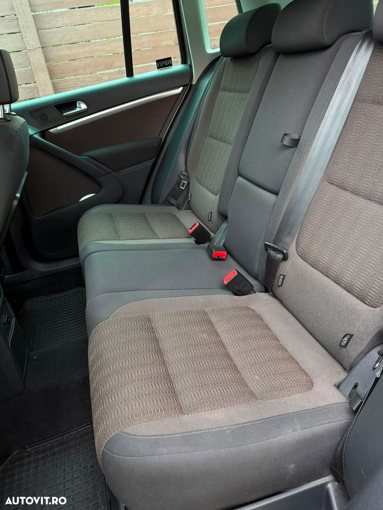 Volkswagen Tiguan 2.0 TDI 4Motion BMT Sport & Style - 29