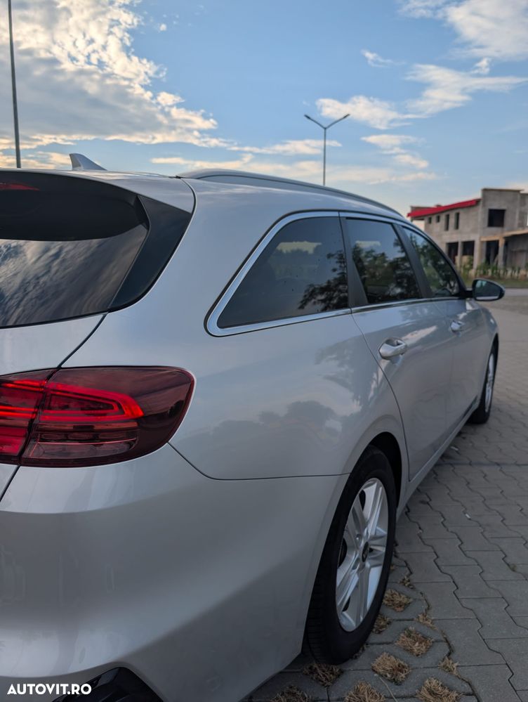 Kia Ceed 1.6 DSL 7DCT Star - 17