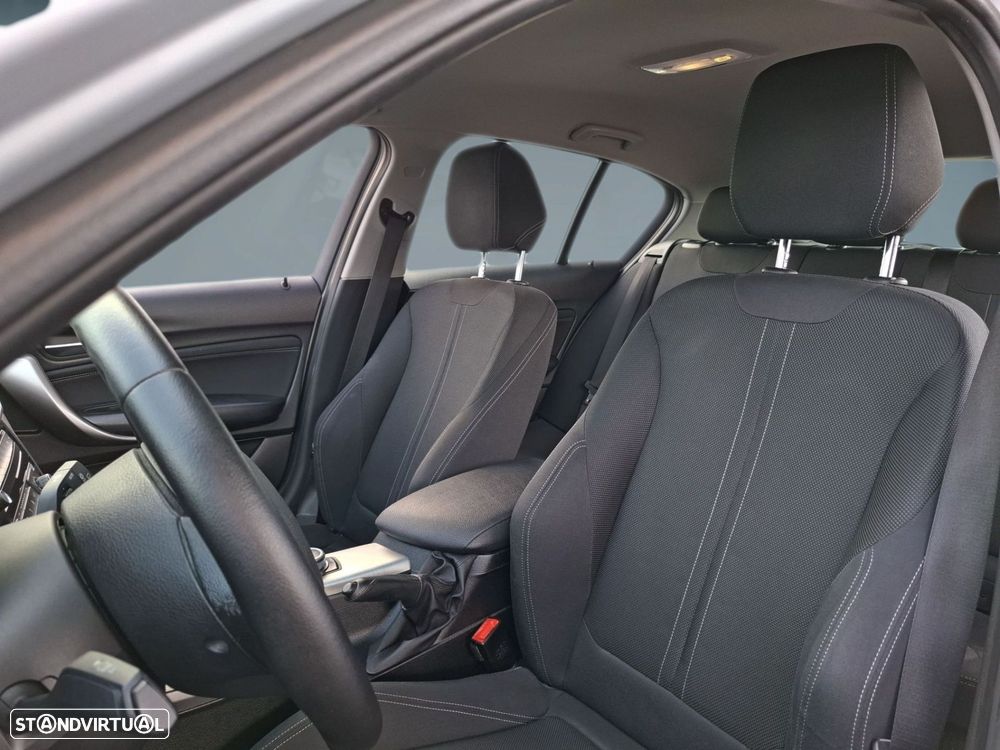 BMW 116 d Line Sport - 11