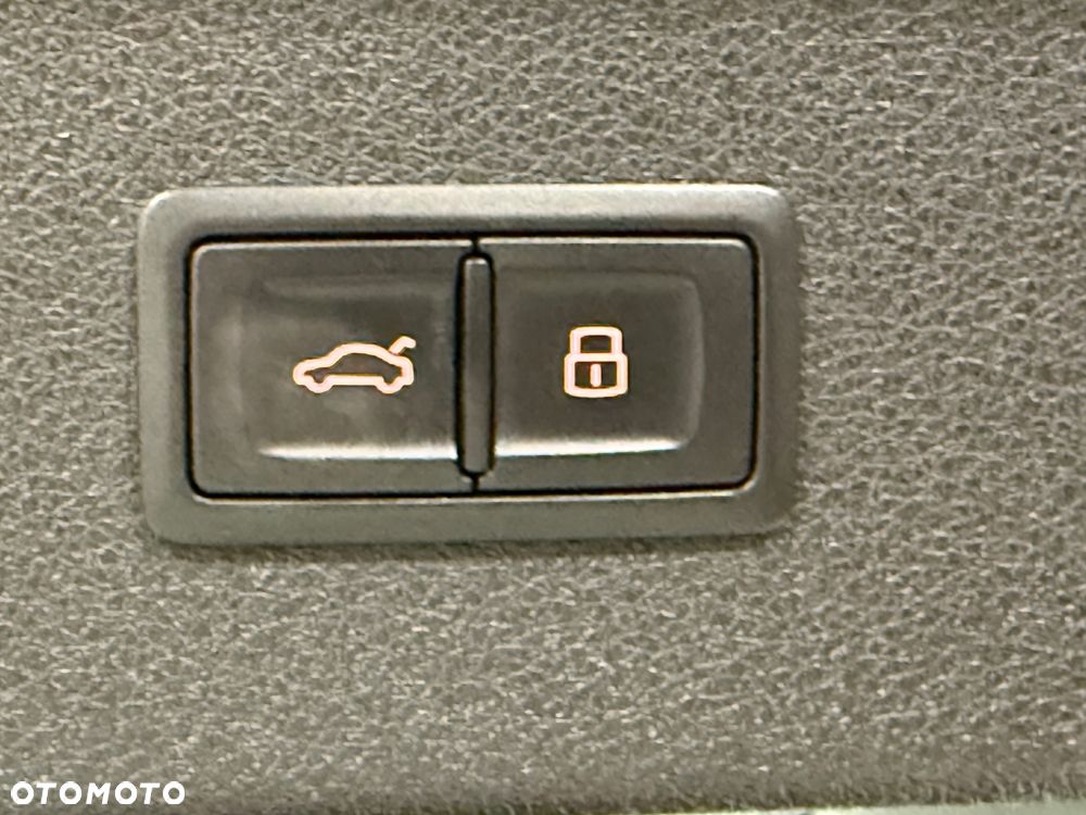Audi Q3 2.0 TDI Design - 17