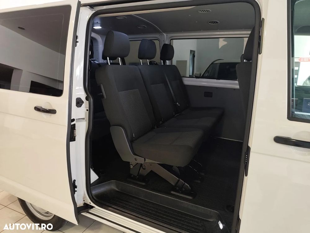 Volkswagen Transporter - 12