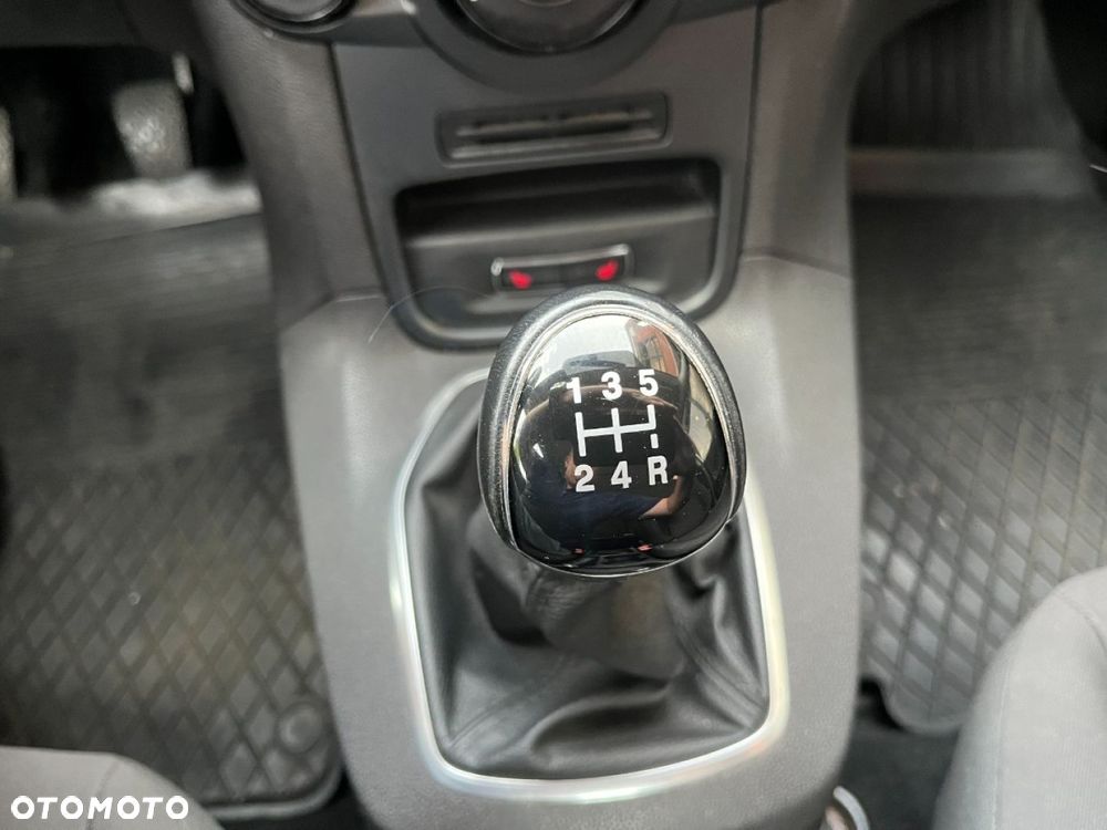 Ford Fiesta 1.25 Ambiente - 13