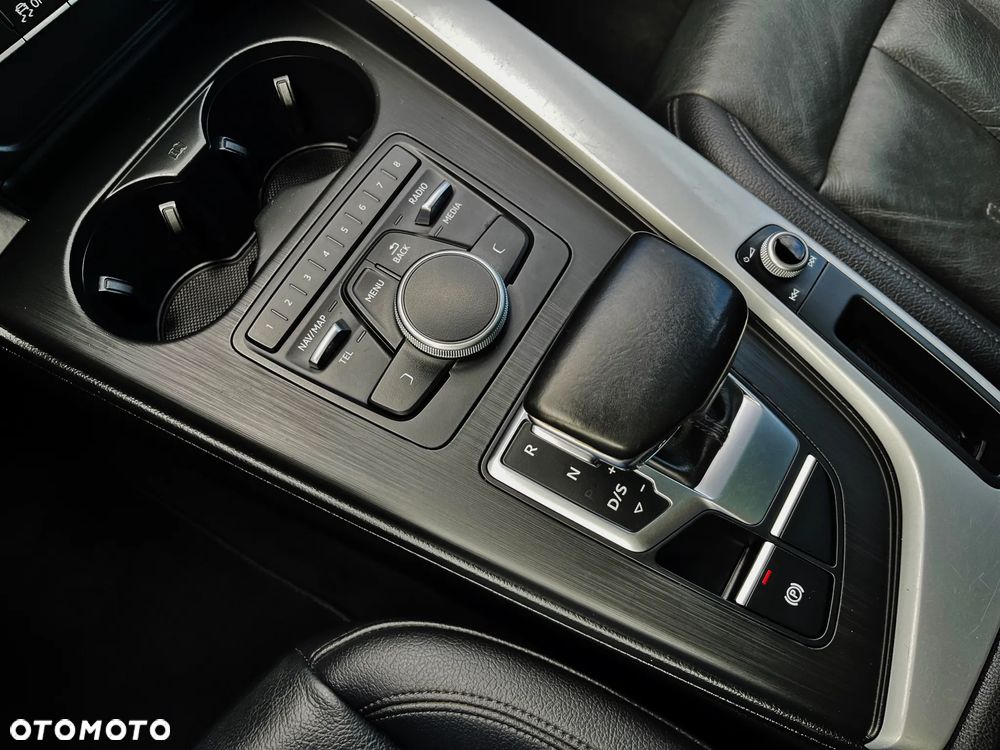 Audi A4 Avant 2.0 TDI S tronic quattro sport - 32
