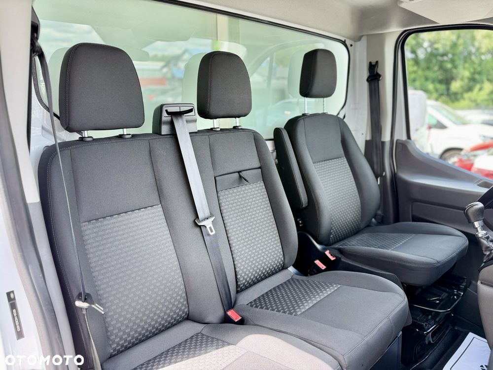 Ford Transit Trend - 24