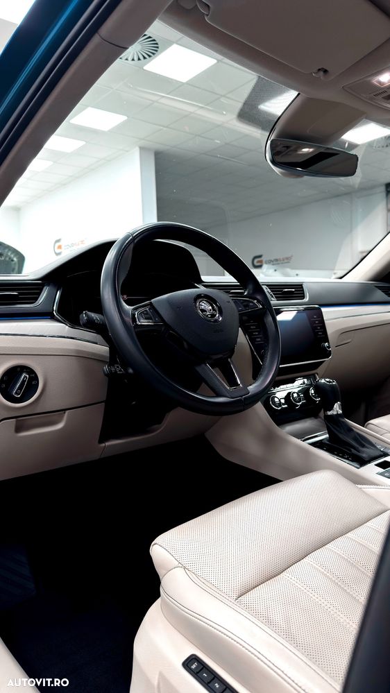 Skoda Superb 2.0 TDI 4X4 DSG Laurin & Klement - 11