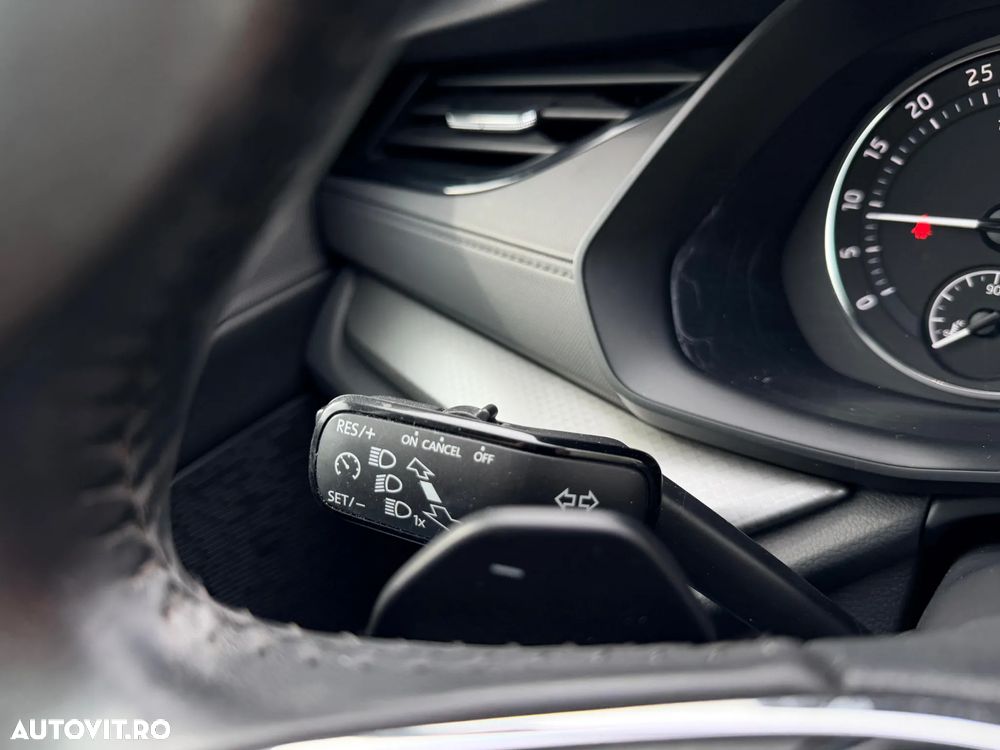 Skoda Octavia 2.0 TDI DSG Ambition - 14