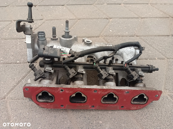 Kolektor ssący Renault Clio III 1.2 TCe