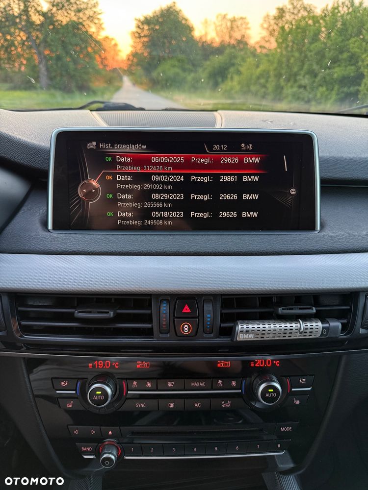 BMW X5 xDrive25d - 28
