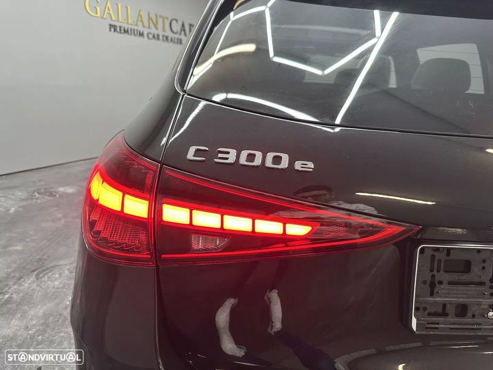 Mercedes-Benz C 300 e T 9G-TRONIC AMG Line - 49