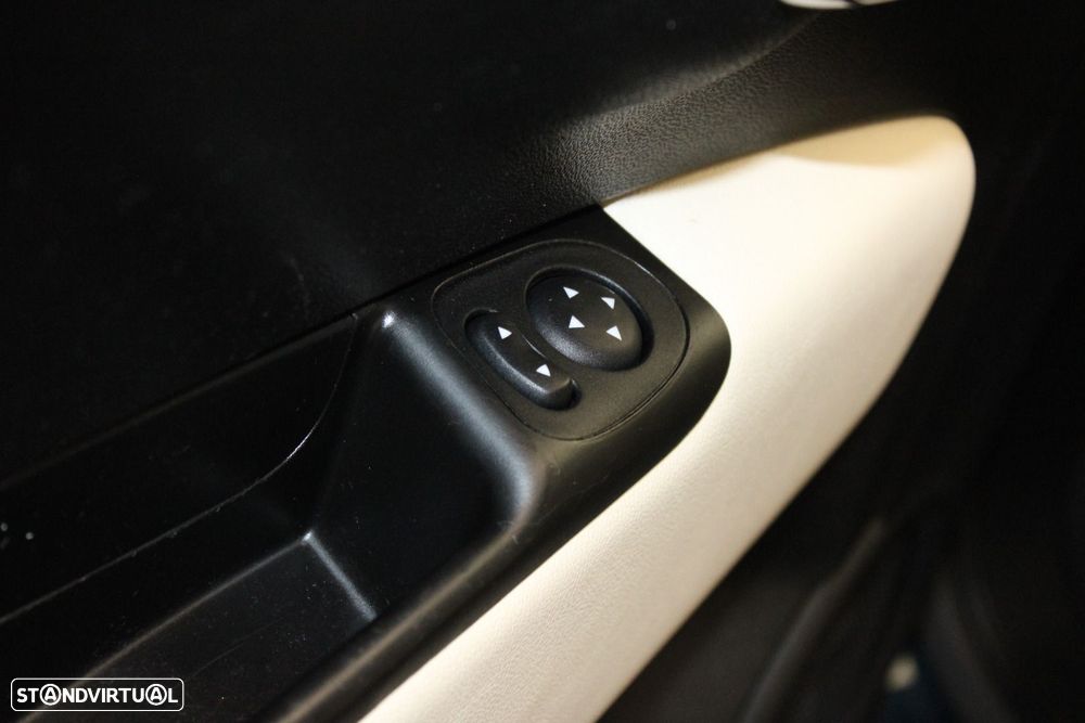 Fiat 500 1.0 Hybrid Dolcevita - 24