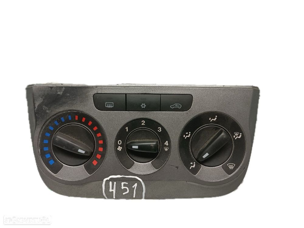 Comando / Botão De Sofagem / Climatronic Fiat Punto Evo (199_) - 1