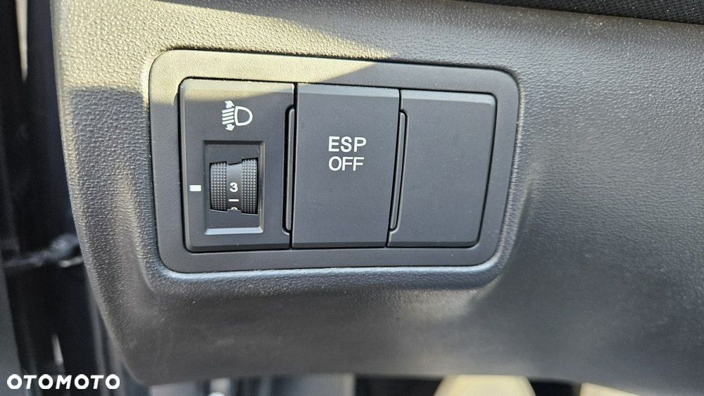 Hyundai i30 1.6 CRDi FIFA WM Edition - 27