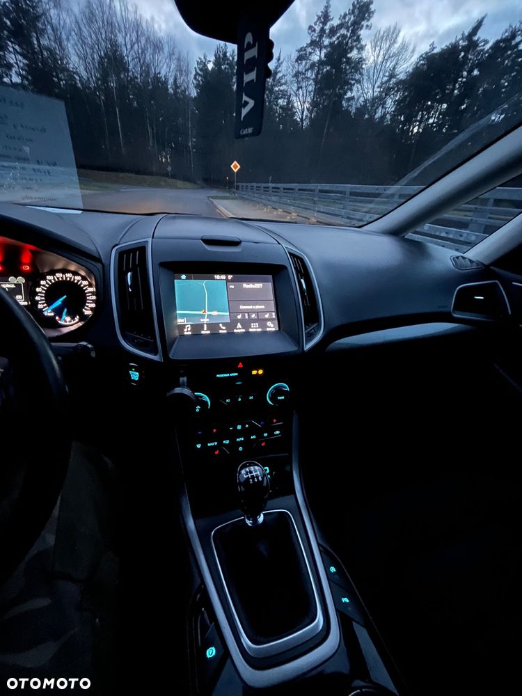 Ford Galaxy 2.0 TDCi 4WD Trend - 16