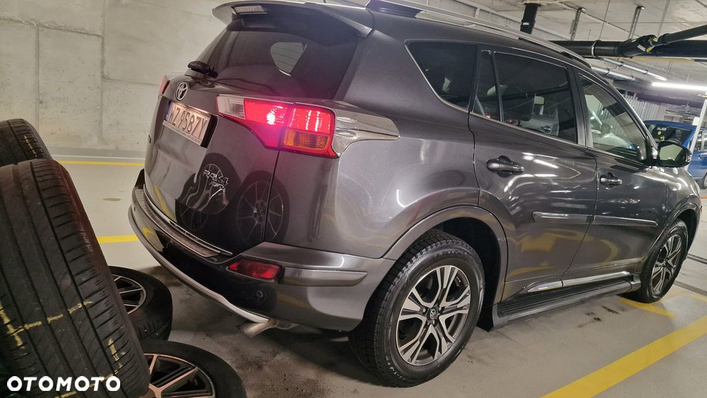 Toyota RAV4 2.2 D-CAT Prestige - 5