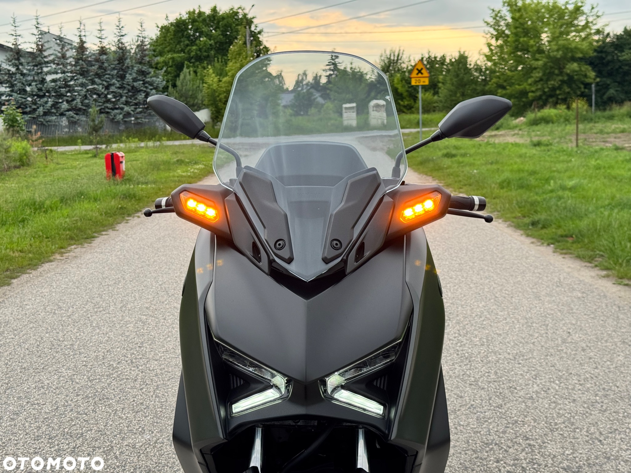 Yamaha X-max - 39