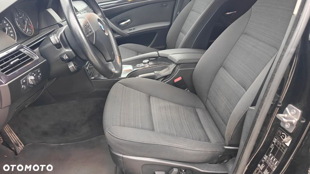 BMW Seria 5 520i - 19