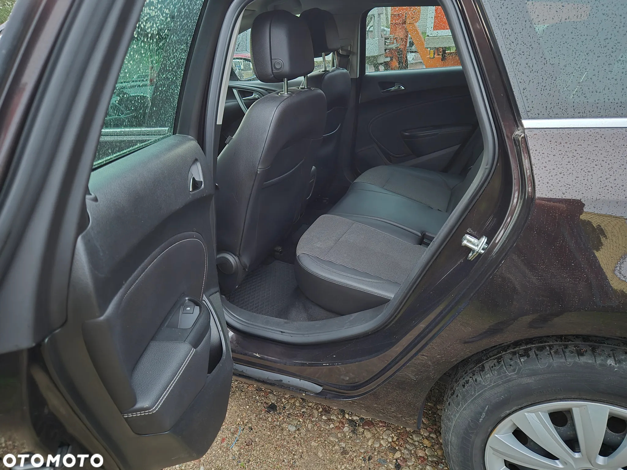Opel Astra 2.0 CDTI Exklusiv - 22