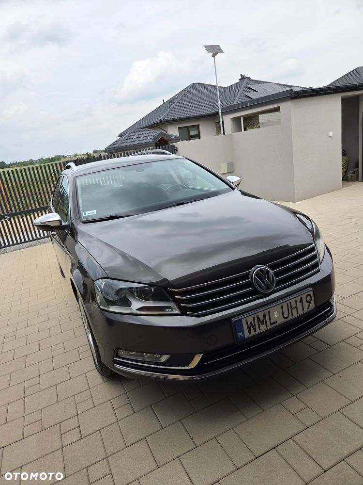 Volkswagen Passat - 2