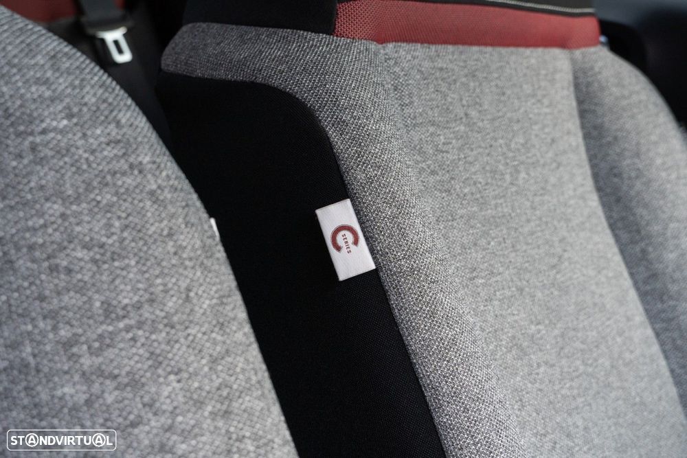 Citroën C3 1.2 PureTech Shine - 26